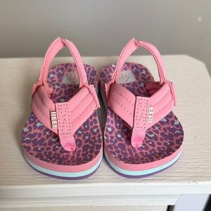 Reef Kids Pink Leopard Print Sandals